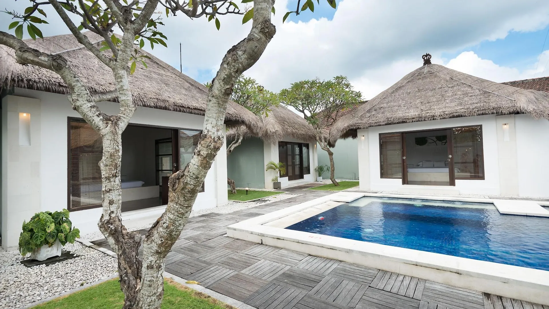 Villa Bvilla Spa Seminyak  Indonesia